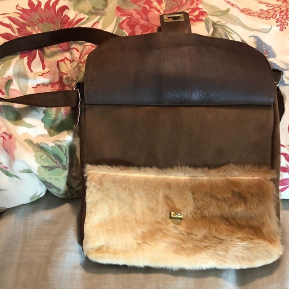 VINTAGE Handmade Furry Suede Crossbody Twist-Lock Flap NEW - Picture 7 of 16